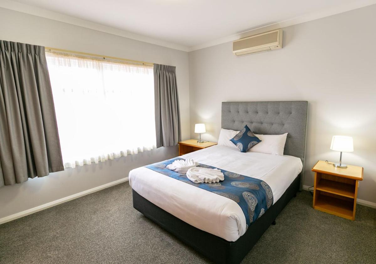 Esplanade Hotel Busselton Exterior photo