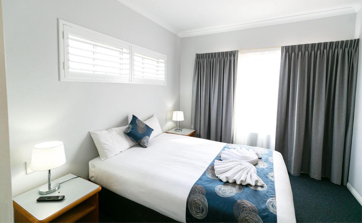 Esplanade Hotel Busselton Exterior photo