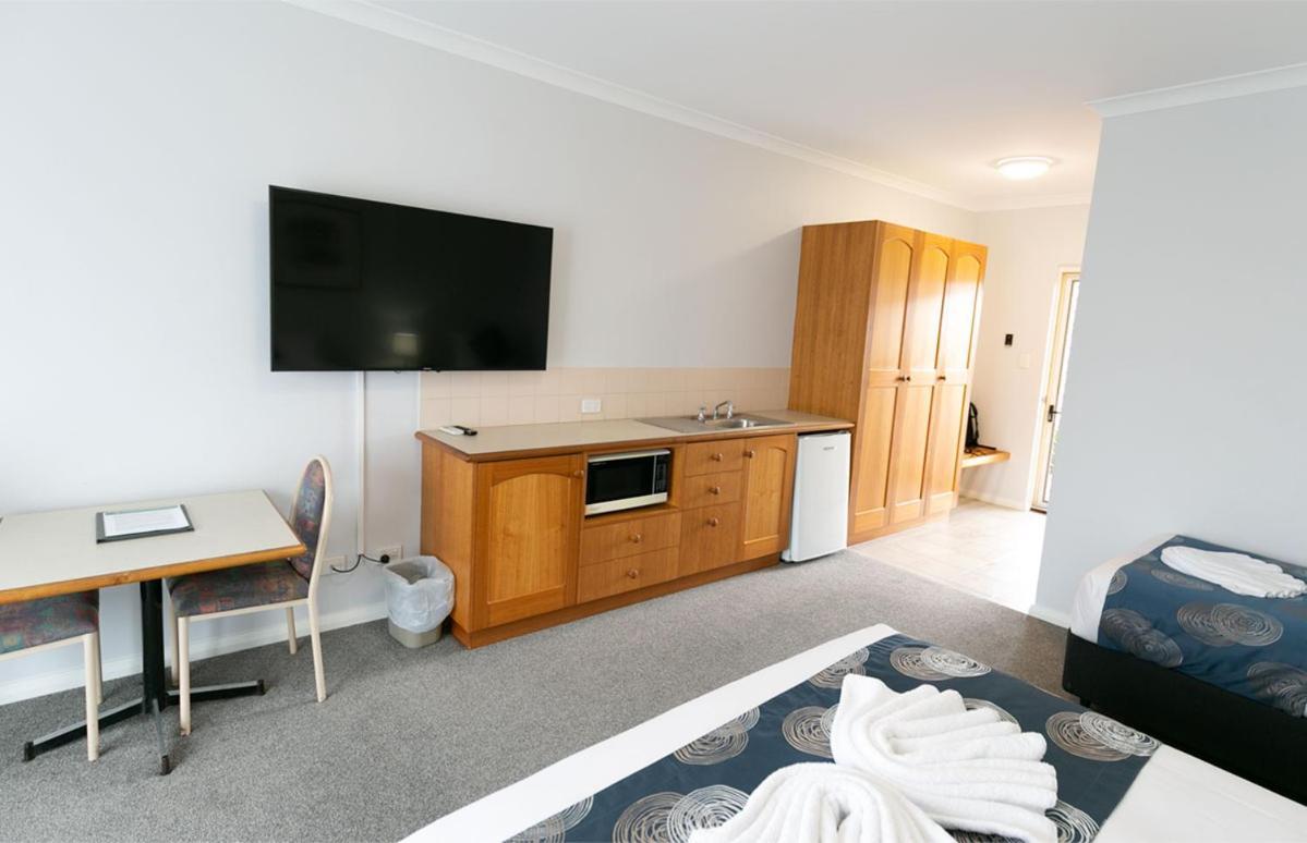 Esplanade Hotel Busselton Exterior photo