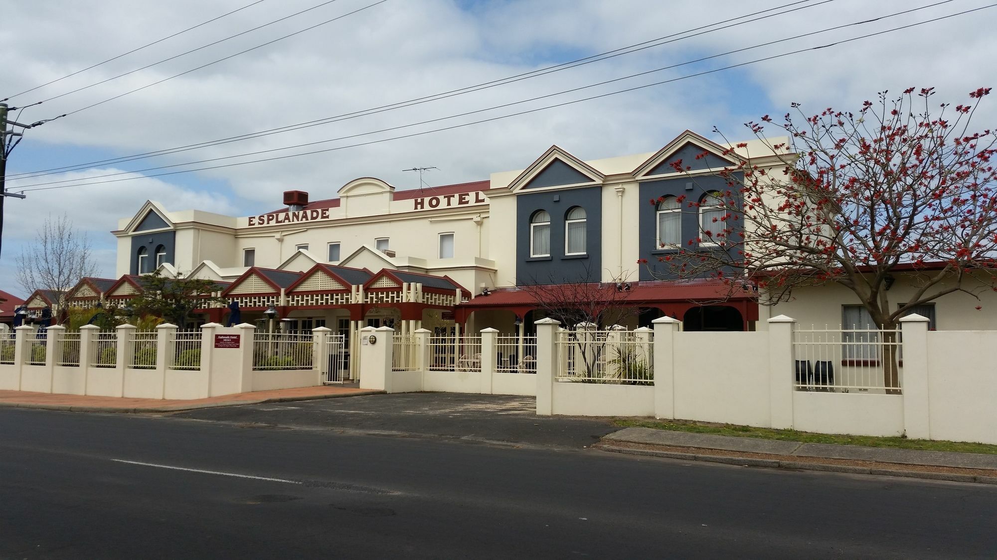 Esplanade Hotel Busselton Exterior photo