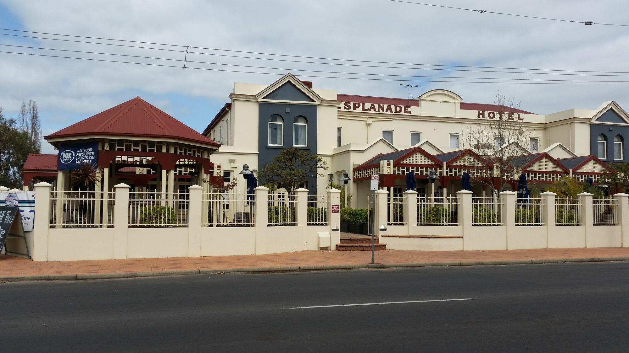 Esplanade Hotel Busselton Exterior photo